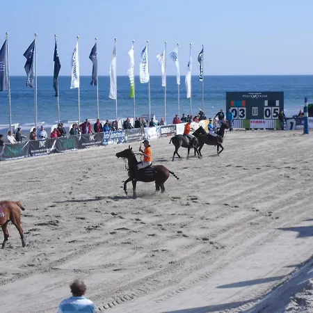 Residenz Seeblick 18 Mit Balkon Und Ostseeblick * Sellin (Rugen)